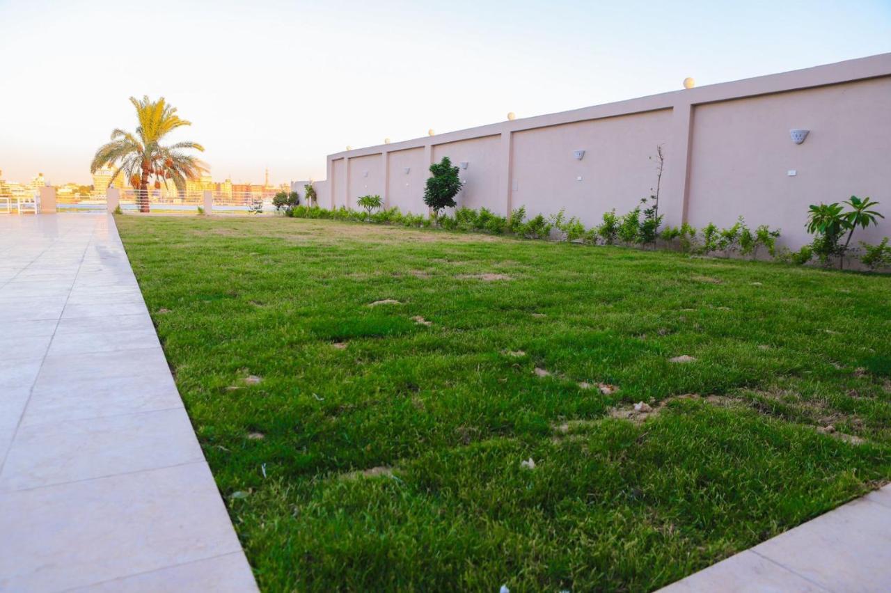 Royal Nile Villas - Pool View Apartment 2 Luxor Exterior photo